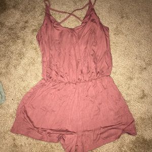 TANK TOP ROMPER WITH CROSS CROSS DETAIL